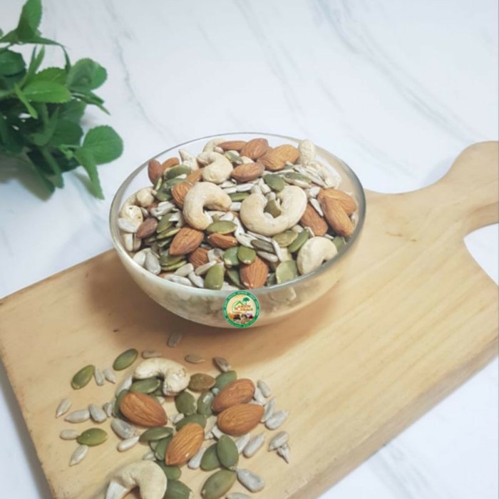 

Mix Seed & Nut / Kwaci Campur Dan Kacang 250Gr