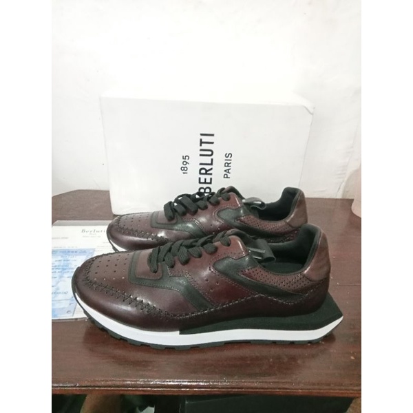 Sepatu Berluti Paris Size 9½ tunggal setara 43-44