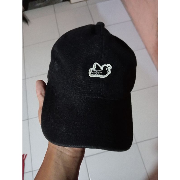 TOPI PEACEFUL HOOLIGAN