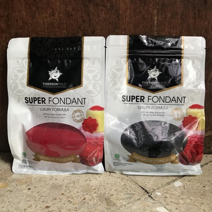 

yang dicari@@@@] Tigerson Philti Super Fondant Warna MERAH - HITAM 1 kg