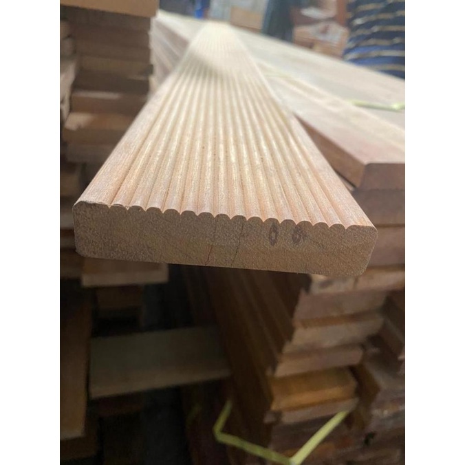Lantai Kayu Decking Ulin Sulawesi Untuk Outdoor