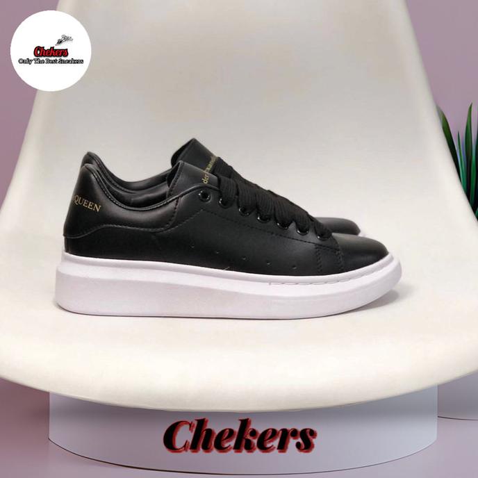 Sepatu Pria Alexander Mcqueen Black White Herimarhevan
