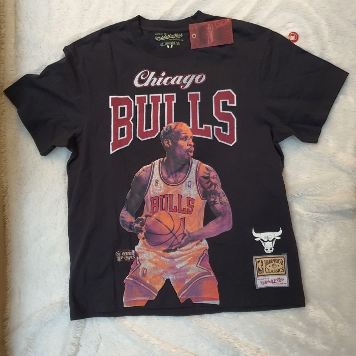 ✅Baru Mitchell And Ness Bulls Rodman Legends Tee Bulls • Faded Black Limited