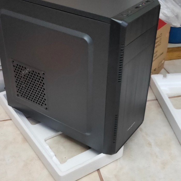 pc rakitan i3 3220 gen 3 mainboard gigabyte plus SSD /mobo lga 1155