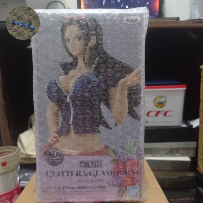 [Original] Figure Nico Robin Glitter Dan Glamours Gress Terbatas