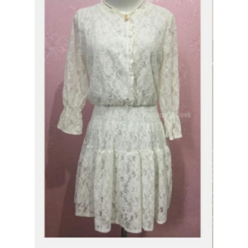 DRESS BRUKAT PUTIH MIDI SMOCKED PUFF SLEEVE KOREA