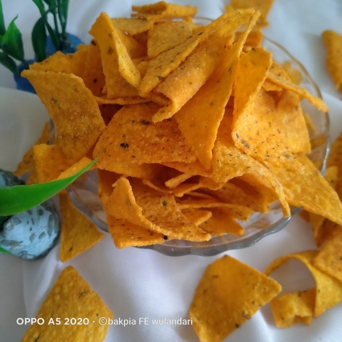 

RWS - TORTILLA CHIPS / KERIPIK TORTILLA / HAPPYTOS 1 kg - Snack Jogja