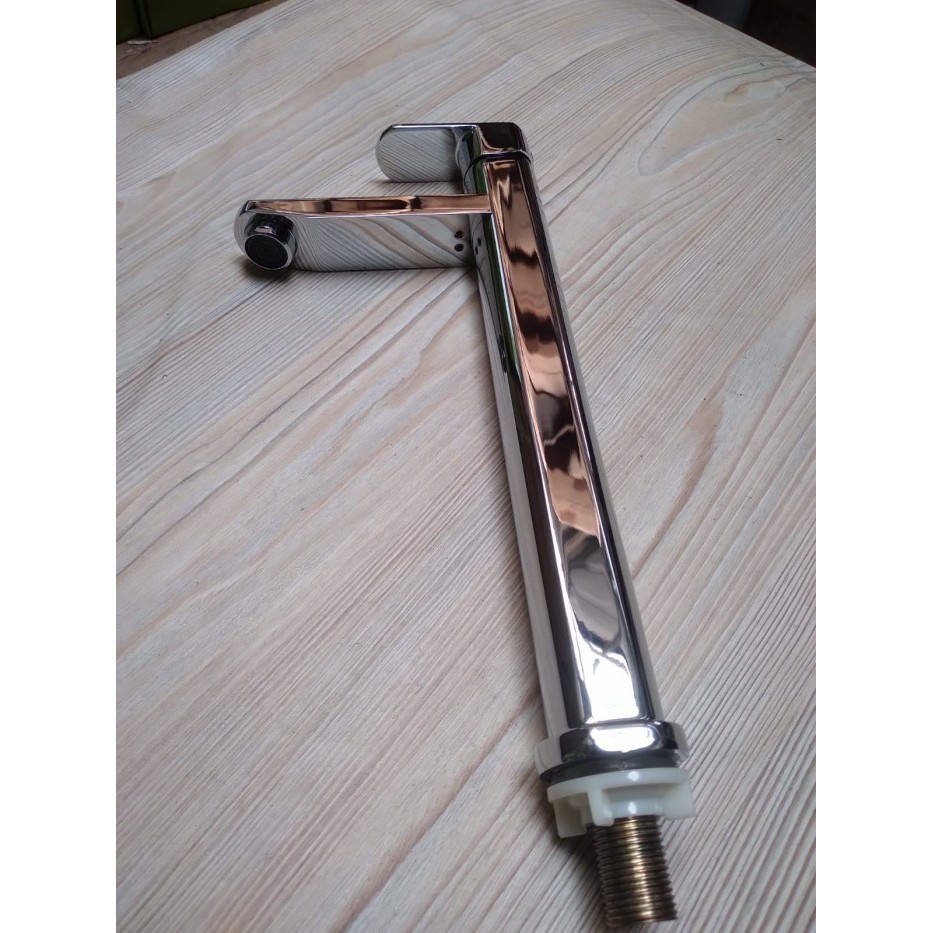 Kran Wastafel Tinggi Favios 413 Kuningan Best