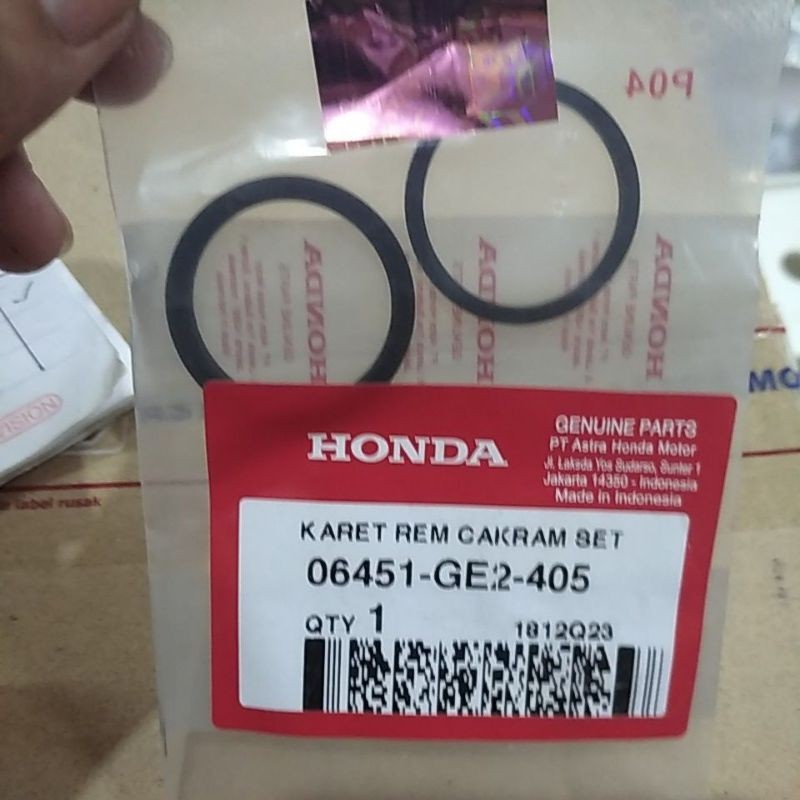 Seal piston caliper bawah ADV/PCX/CBR/Supra X125 06451-GE2-405