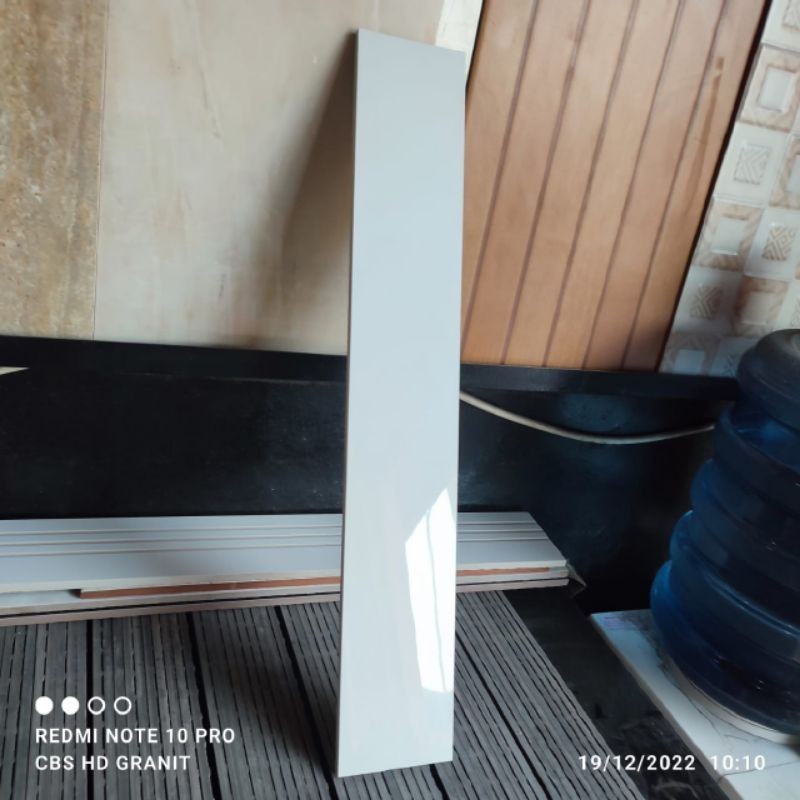 granit list/plint putih polos uk 10×60
