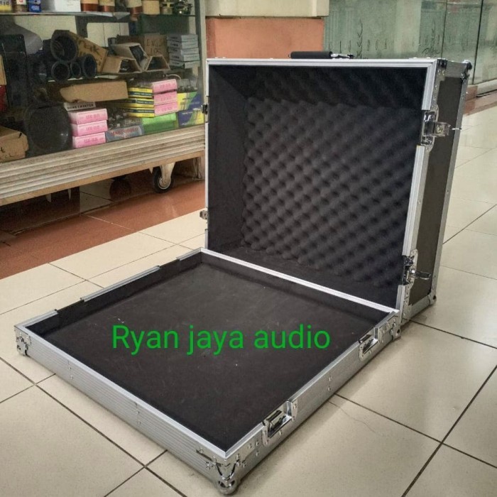 hardcase mixer Mackie Pro FX 8 v2