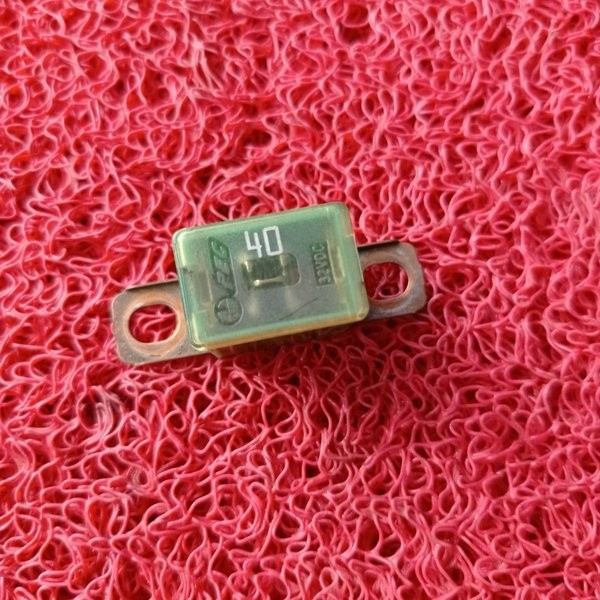 Fuse Sikring Kotak 40A Kaki Ke Samping #Best Quality