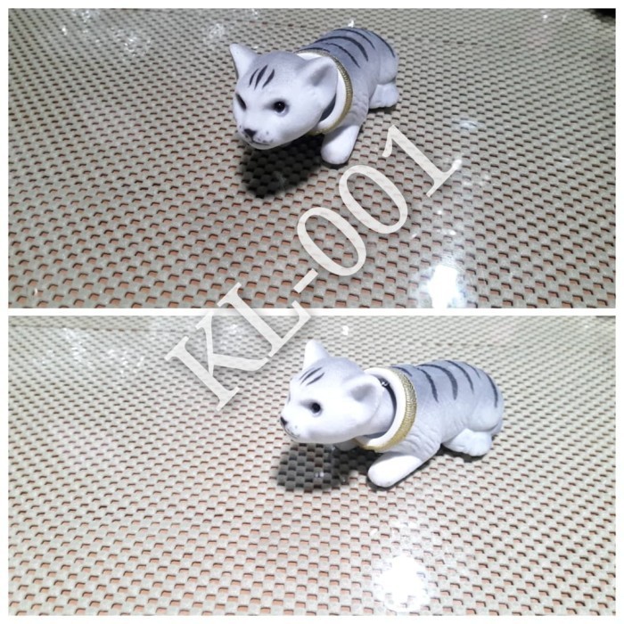BONEKA DASHBOARD MOBIL/PAJANGAN DASHBOARD MOBIL MOTIF KUCING SILVER