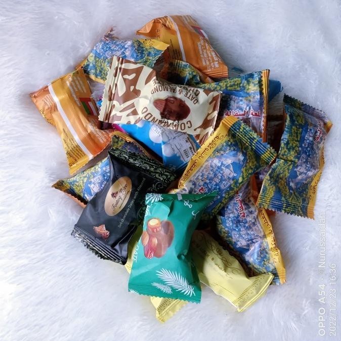 

Coklat Kurma Almond Oleh Oleh Haji Dan Umroh | Adilano