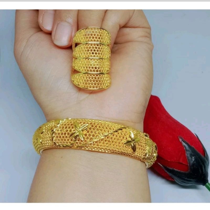 Gelang Tangan Bangle Dubai Super Mewah Free Cincin Dubai Warna Lapis Emas 24k