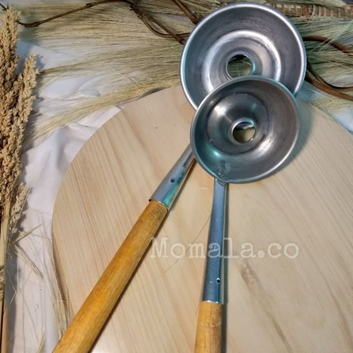 Terlaris Cetakan Donat Cair / Donut Maker 1 Set (2 Ukuran) Promo Terbaru