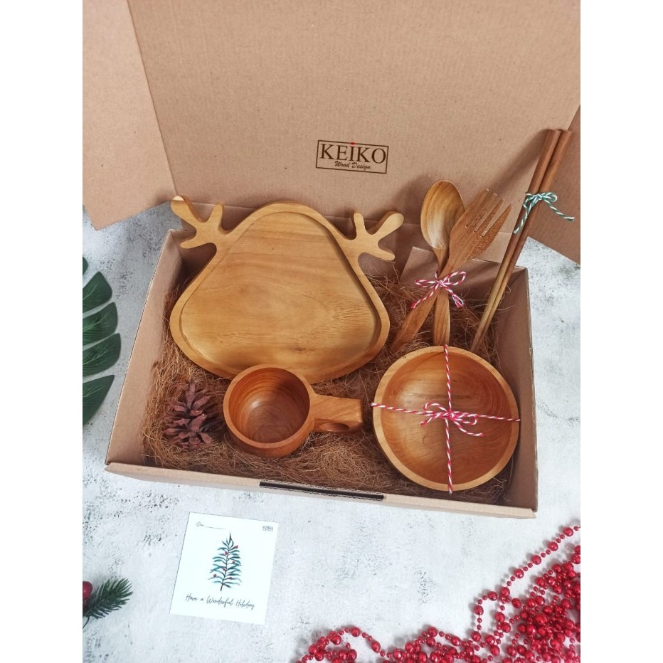 

Ready Truth or Deer Hampers & Gift