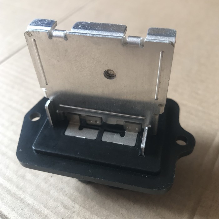 Tersedia Werstan Resistor Blower AC Mobil Karimun Estilo/Karimun Wagon