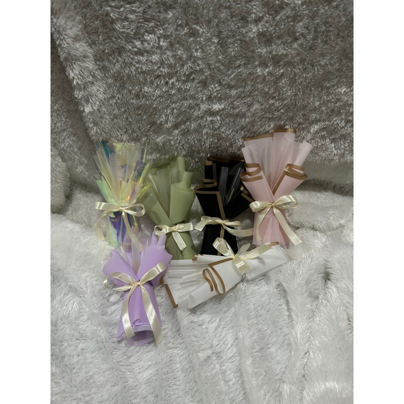 

AJW (READY STOCK) FREE PACKING BOUQUET / BUKET KOSONGAN BUKET AMPLOP MINI UNTUK WISUDA /