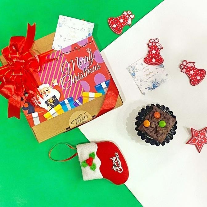 

Hampers Christmas Natal - Box Of 6 Brownies With Mix Topping
