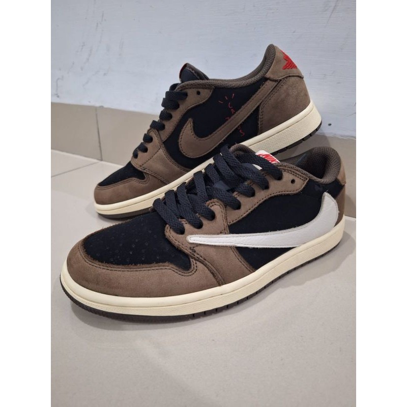 EUR : 41 - Nike AJ Retro 1 Low Travis Scoot Mocca (Second/bekas/preloved)