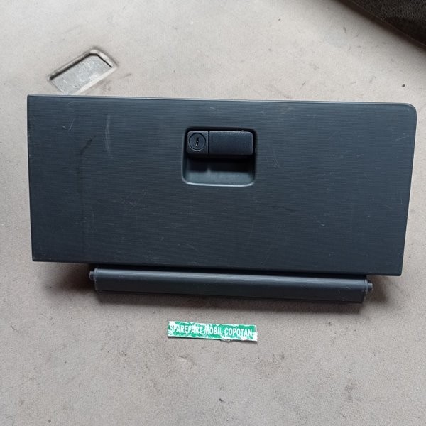 Laci Dashboard Bagian Kiri Penumpang Nissan Xtrail X-Trail T30 Type St Original Copotan