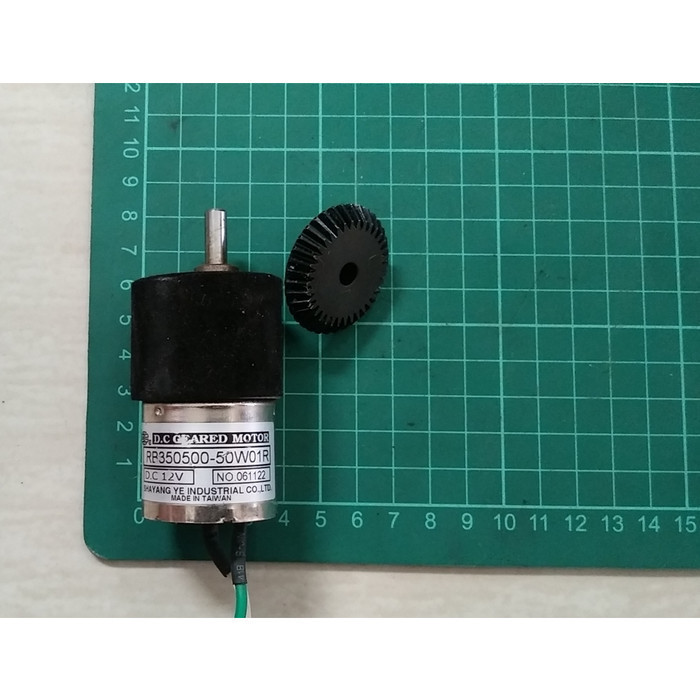 DC Geared Motor 12V 12Rpm