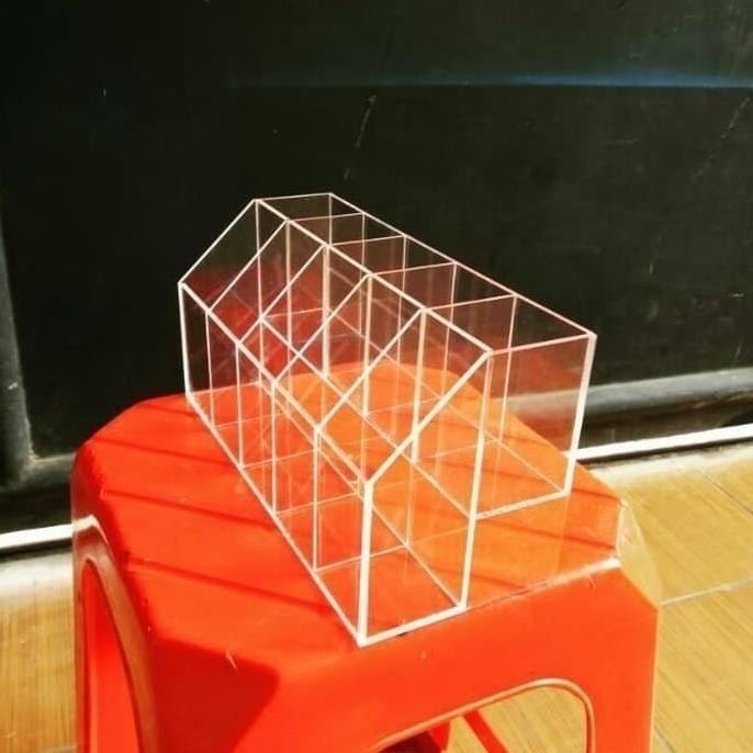 

Tempat Pulpen 2Susun 10Kotak