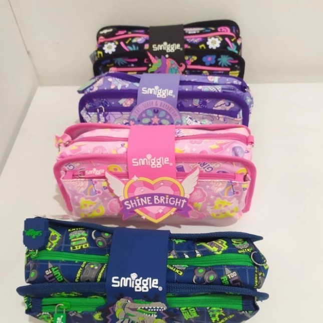 

Kotak Pensil Smiggle Original