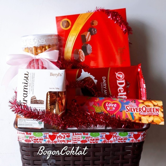 

Parcel Coklat Valentine 325K