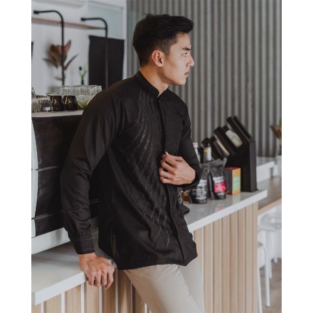 [HIGH QUALITY COLLECTIONS] Kemeja Bordir Pria NUC.ID Azam 03 (Hitam)