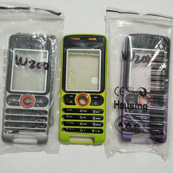 Casing Kesing Sony Ericsson W200