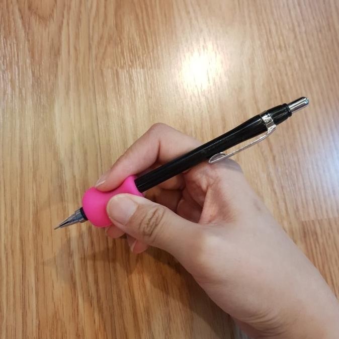 

Promo - Apple Pencil Grip Pencil Hold Helper Alat Bantu Menulis Writing Helper .,