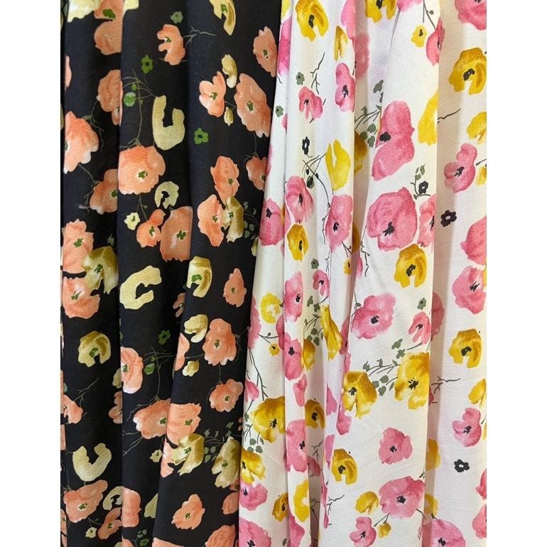 Kain Katun Rayon Viscose Premium Motif Kembang Bunga Dasar Hitam Dan Bw