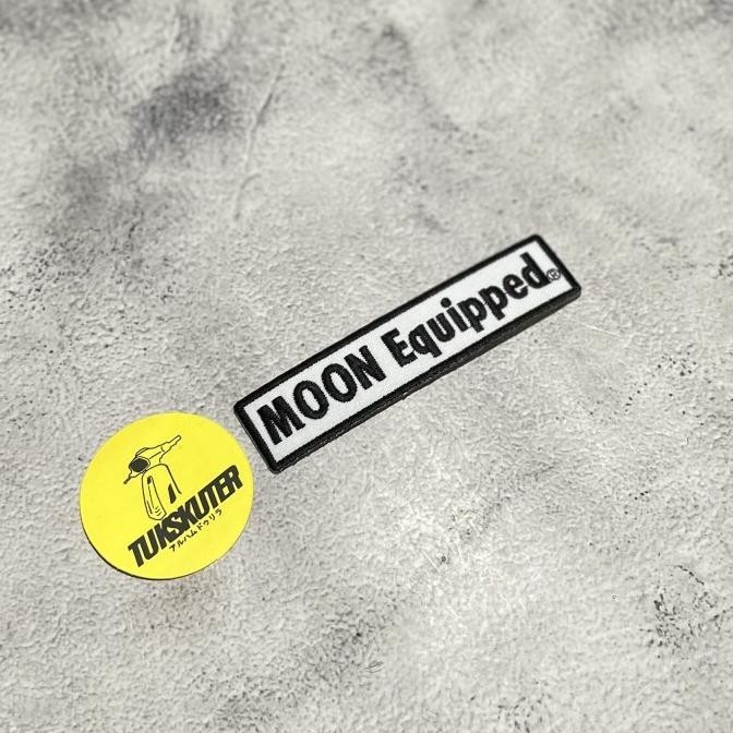 =====] Moon Eyes MOON Equipped Logo Square Patch