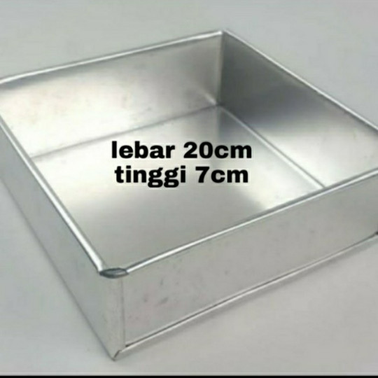 

Loyang Kue Bentuk Kotak 20X20X7 Cm Bahan Alumunium