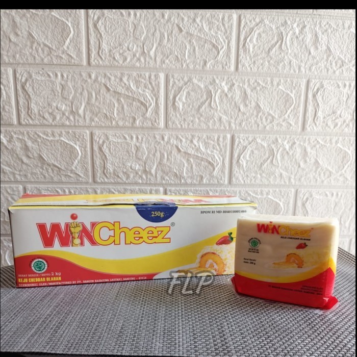 

Produk Terbaik] Keju Wincheez 250 gr / Keju cheddar cheese