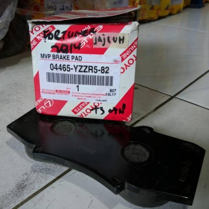 Kampas rem depan fortuner 2012-2015 04465-YZZR5-82
