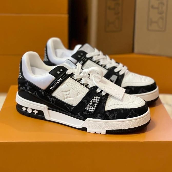 Sneakers Pria Import / Sepatu Sneaker Pria Branded Vvip  Mikiokatsu54