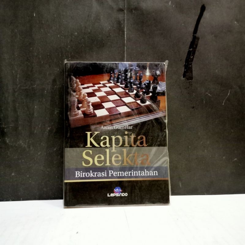 

Buku Kapita Selekta - Awan Gumelar