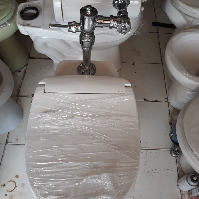 CLOSET TOTO.CW 705ENJ/TV150NSV7J.STOP KRAN .+ JET SOWER CEBOK