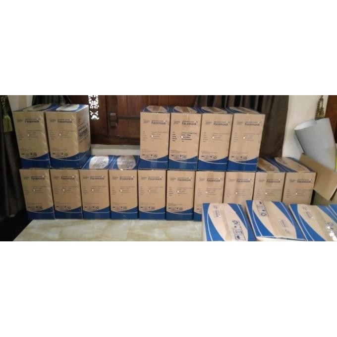 Masker Medis Solmed Dispo 4Ply- 1 Karton Isi 19 Box - Bisa Dijual Lagi