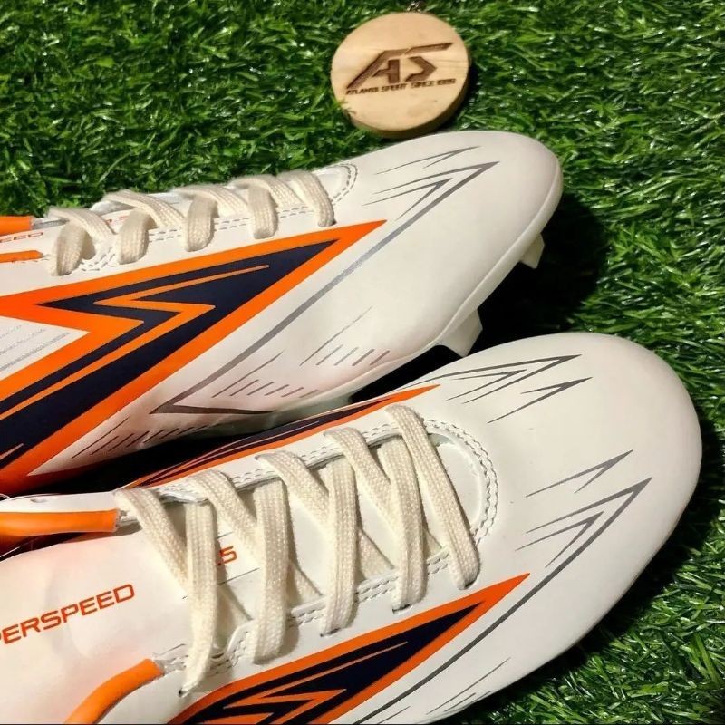 Sepatu Bola Specs Hyperspeed Terbaru