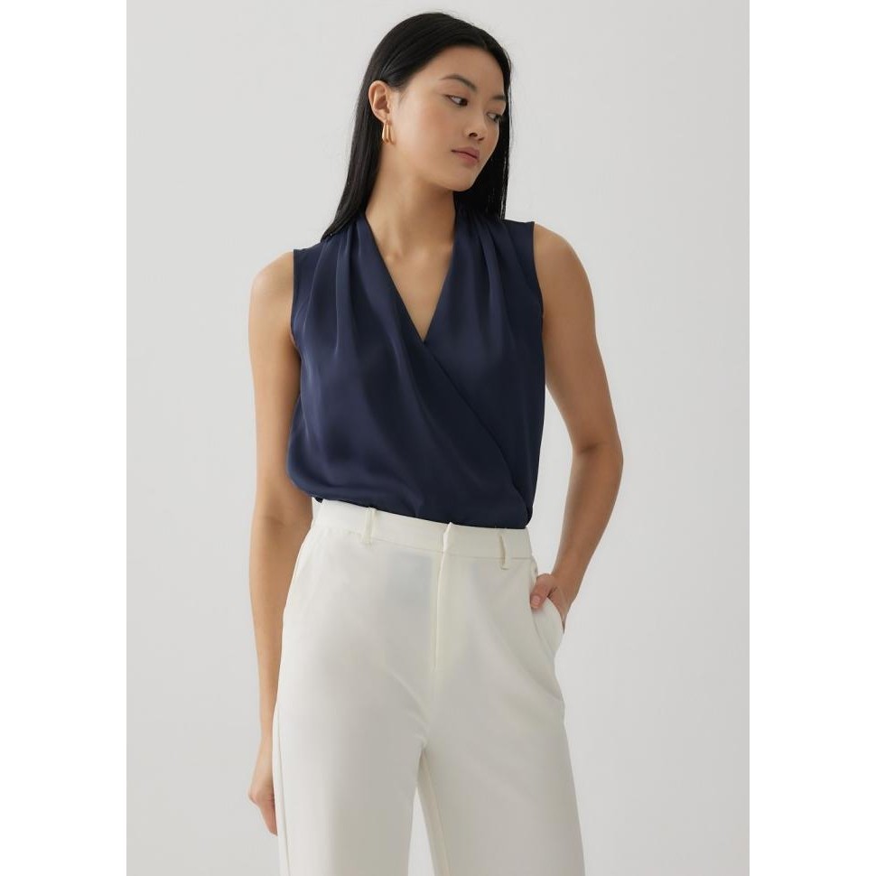 Love, Bonito - Atasan Wanita - Fleur Satin V-Neck Blouse - Navy Blue,Xl