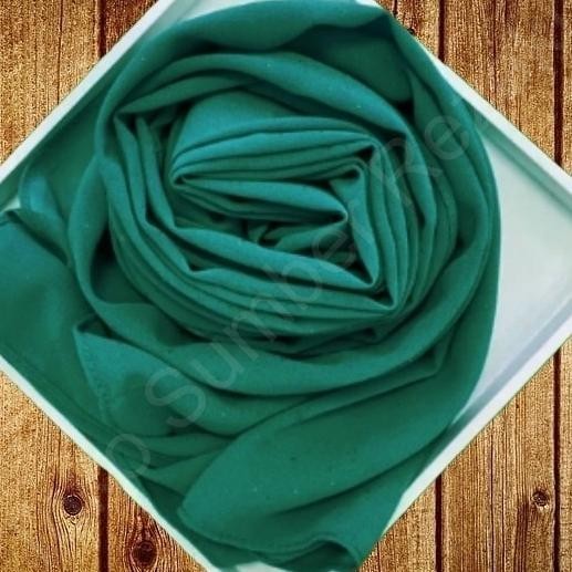 Selendang Hijau Tua Scarf Plain Shawl Syal Dark Green Polos Kain Daun