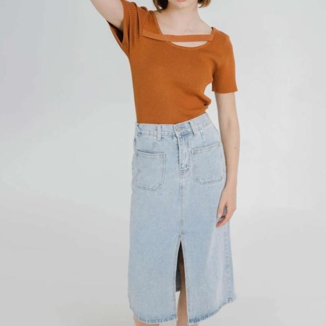 This Is April - Atasan Rajut Blouse Wanita Daria Top - Brick