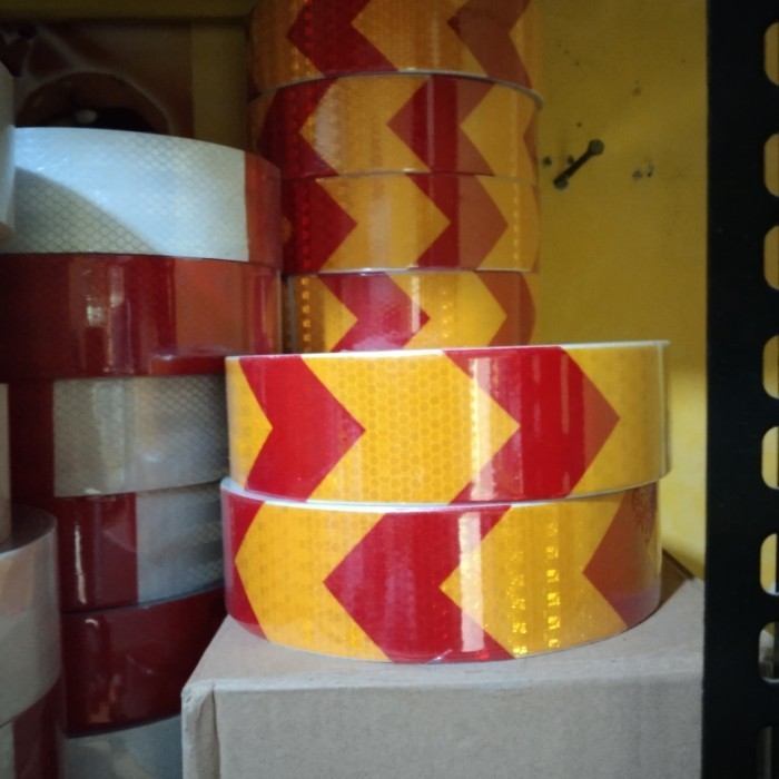 

Stiker reflektor merah kuning panah 2" x 45 meter