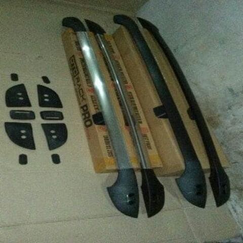 Roof Rack Barang Roof Rail Kaki Rack Rel Di Atas Mobil Datsun Go Panca Terlariss 