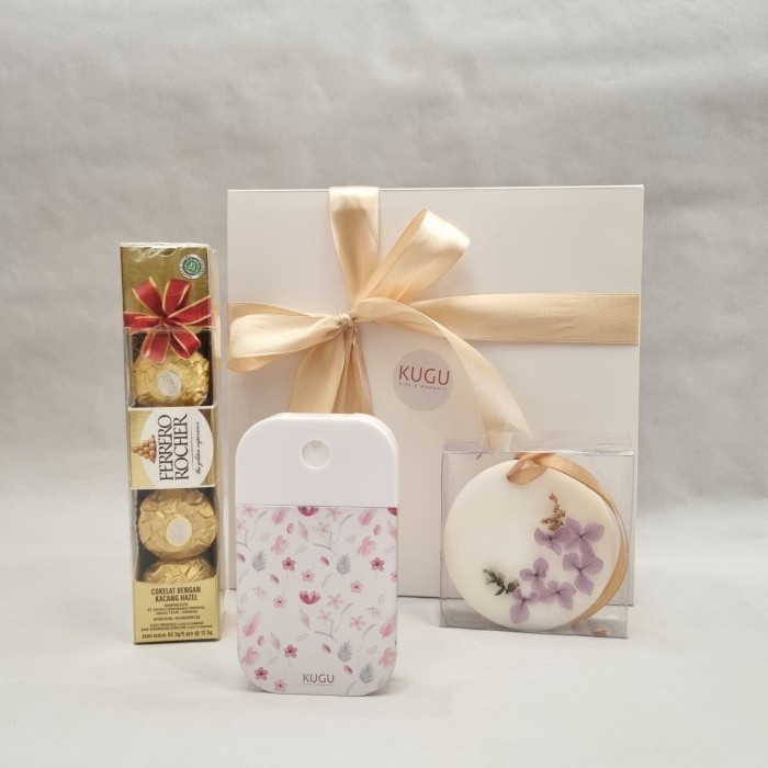 

Limited CLEMATIS KUGU GIFT HAMPERS IDUL FITRI / LEBARAN / EID Baru!