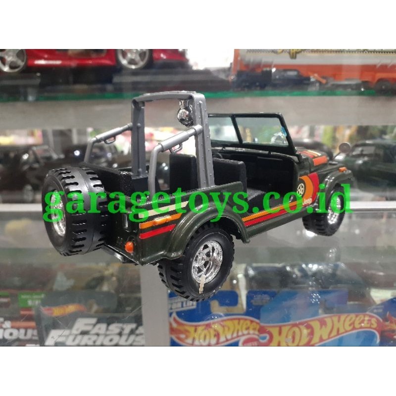 Bburago 1:24 Diecast Jeep CJ7 Militer
